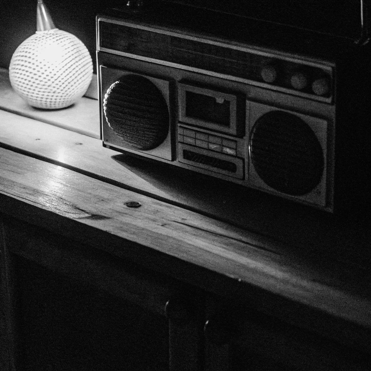Vintage Radio Glow